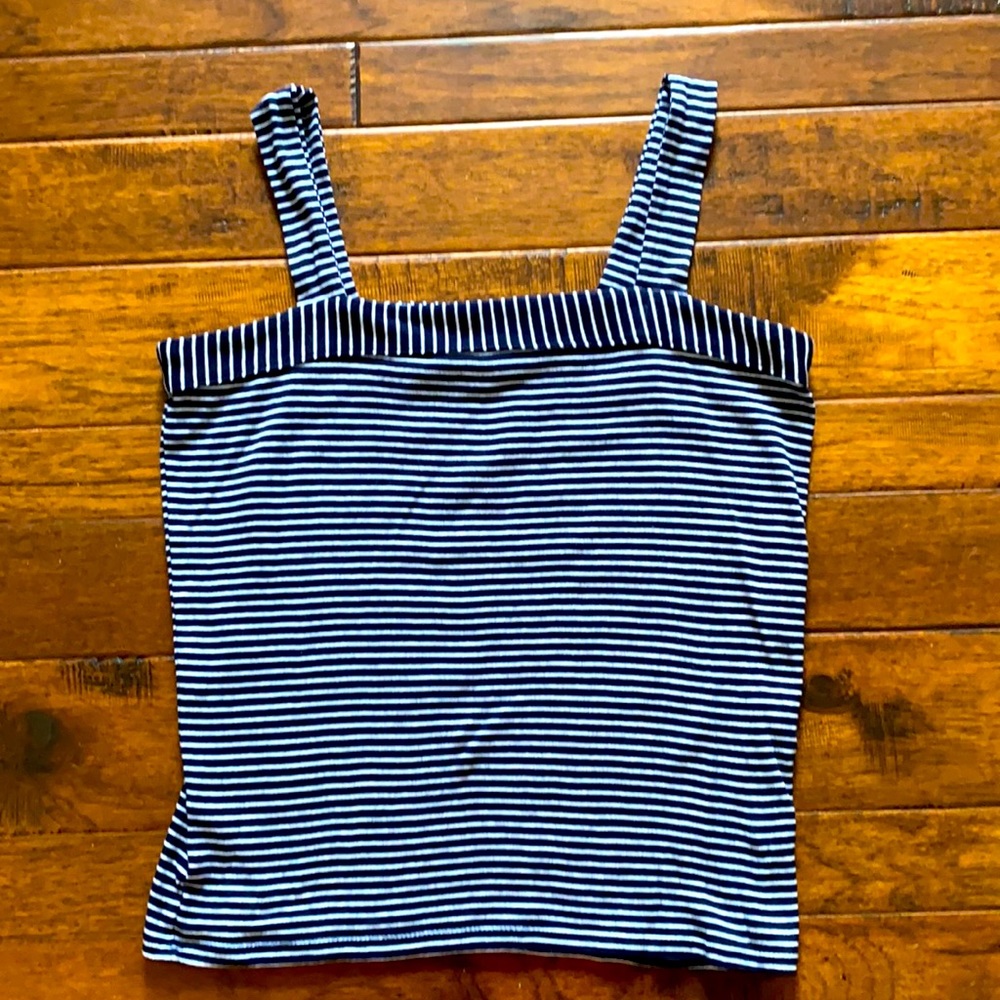 Blue/white loft tank